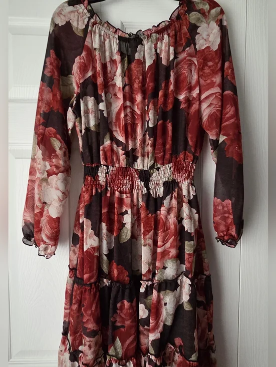 Kate And Lilly Off-Shoulder Floral Tiered Maxi Dress Size 12 - Picture 12 of 15
